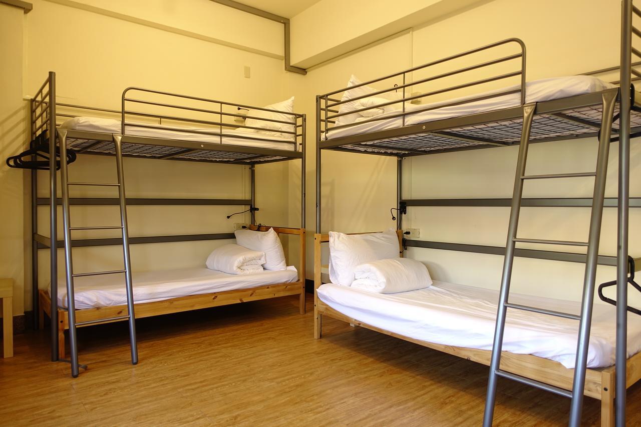 Chiayi Petite Hostel Extérieur photo
